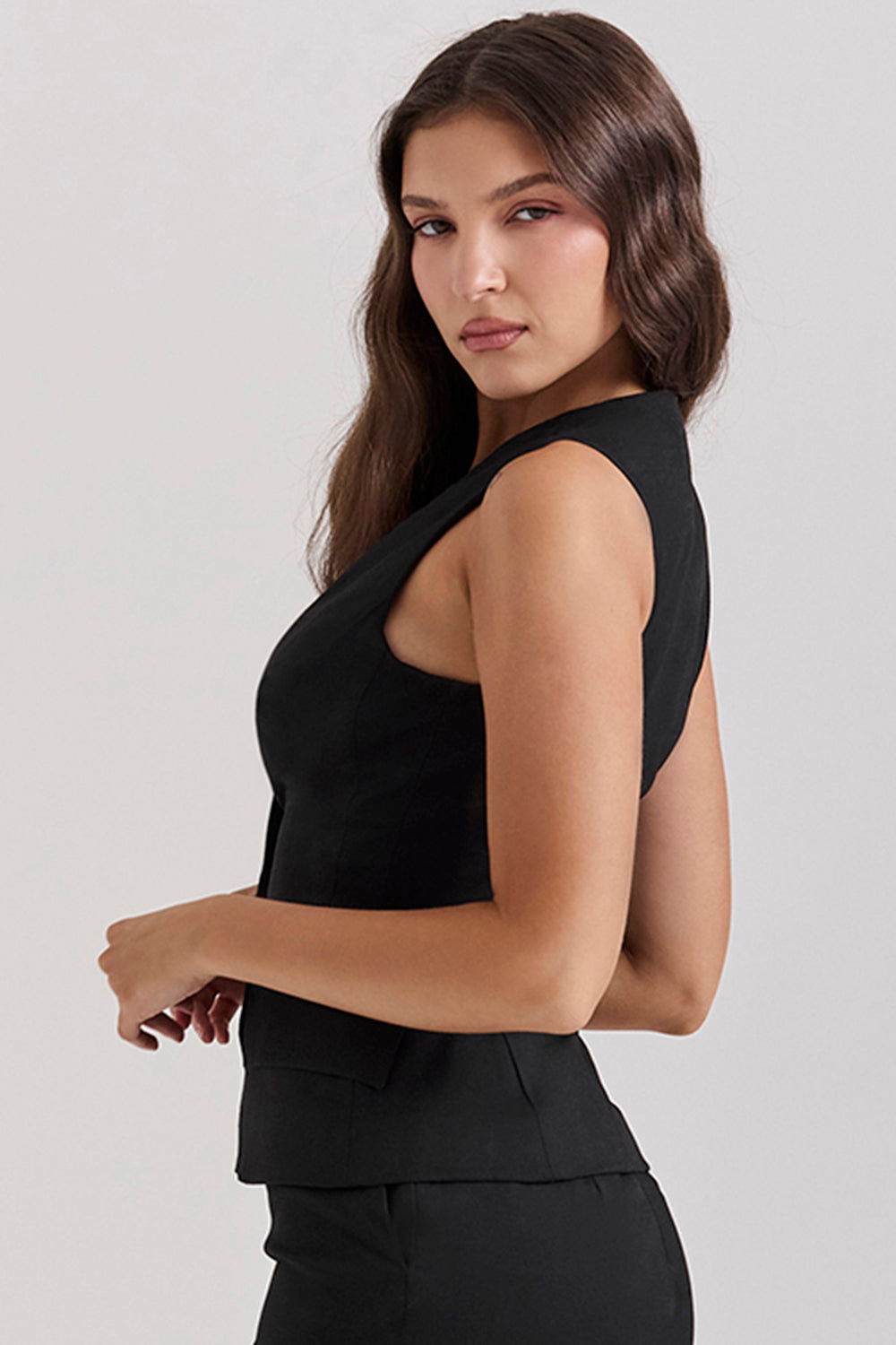 Top da smoking nero senza maniche con maxi gonna in twill