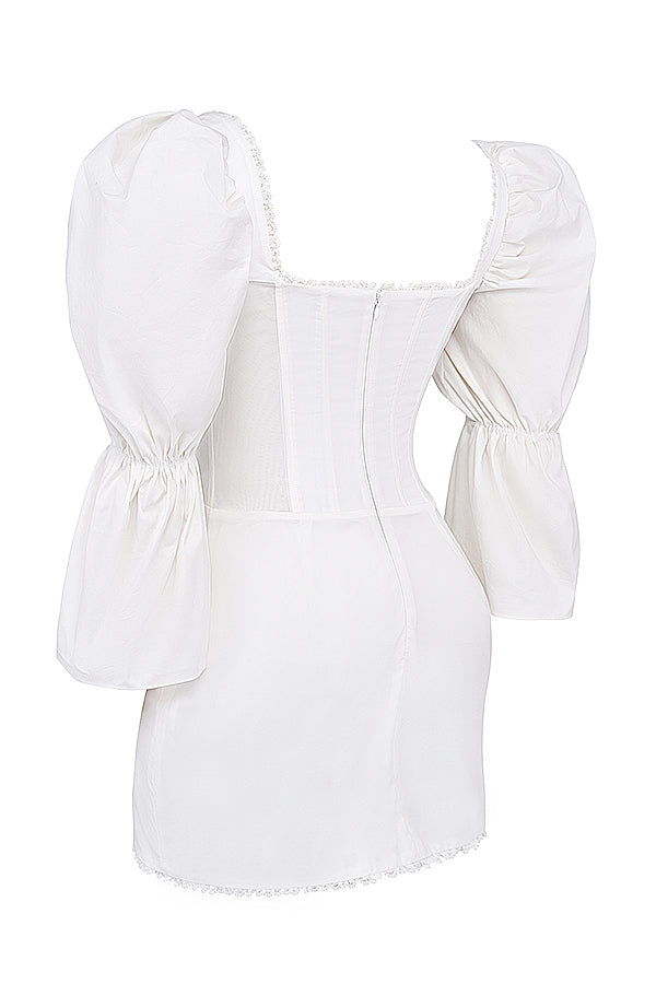 Abito corsetto bianco con maniche a sbuffo