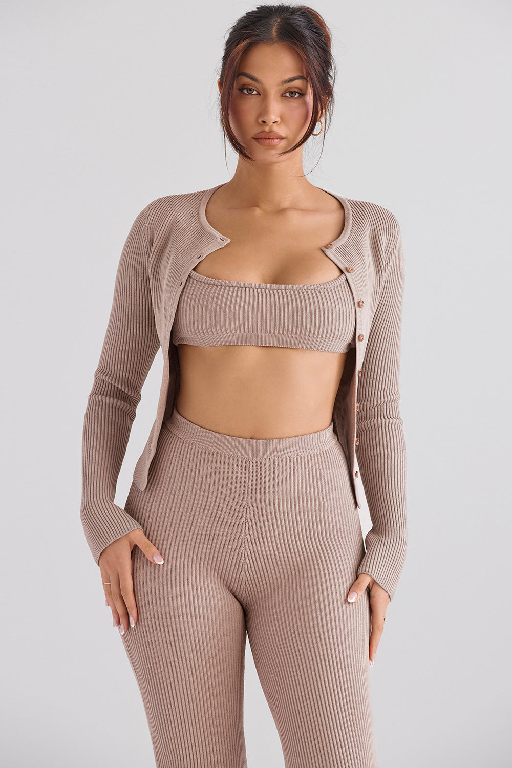 Cardigan in maglia a coste con leggings