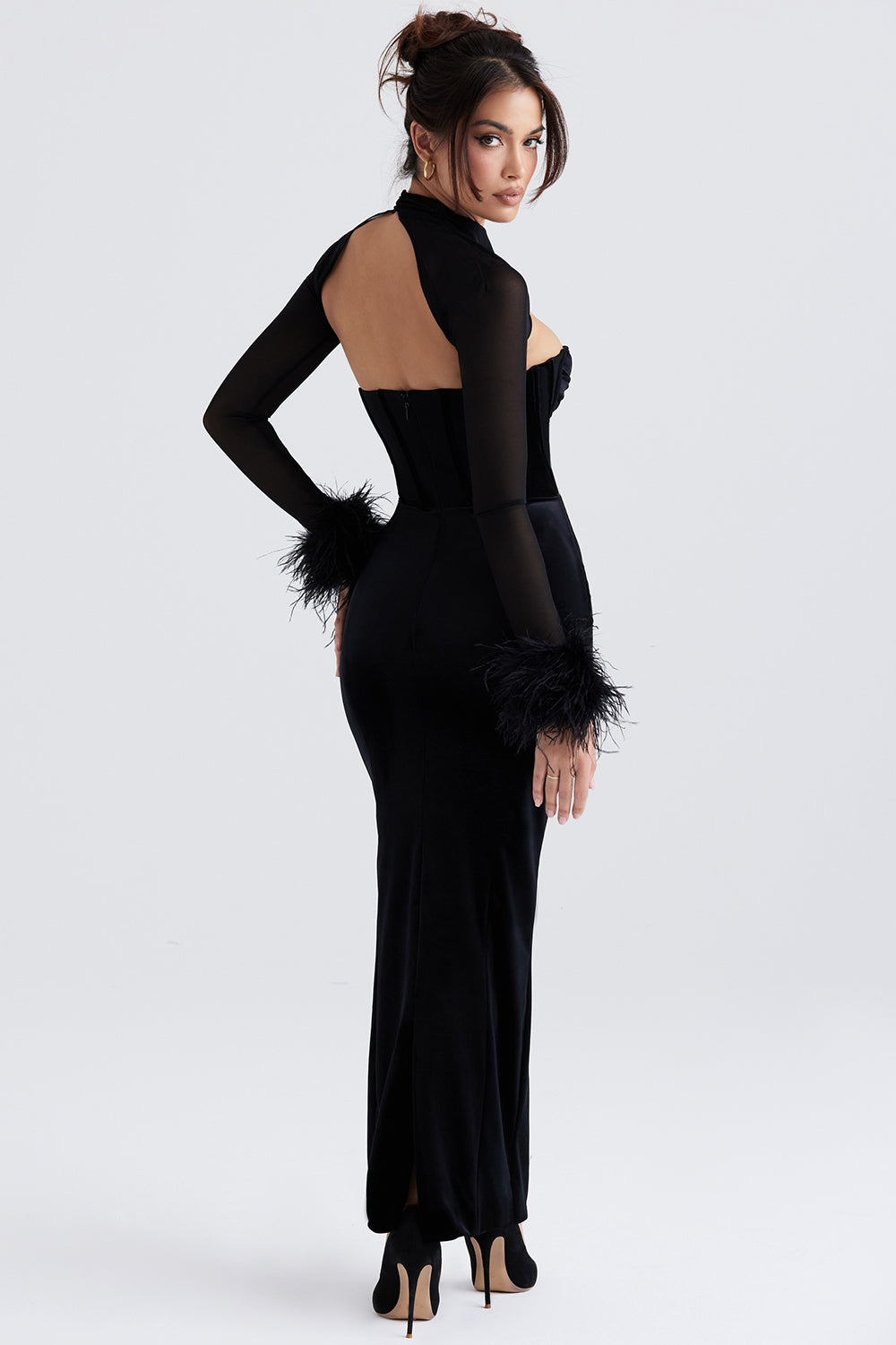 Abito lungo con corsetto in velluto nero